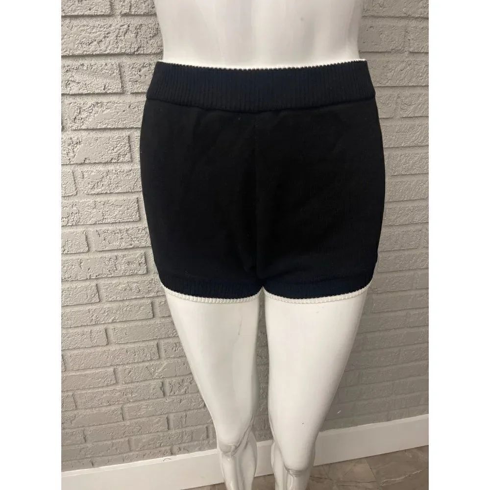 Obsessed Boutique Black Knit Short With White Trim Size S